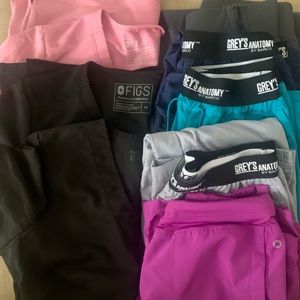 Scrubs in great condition!